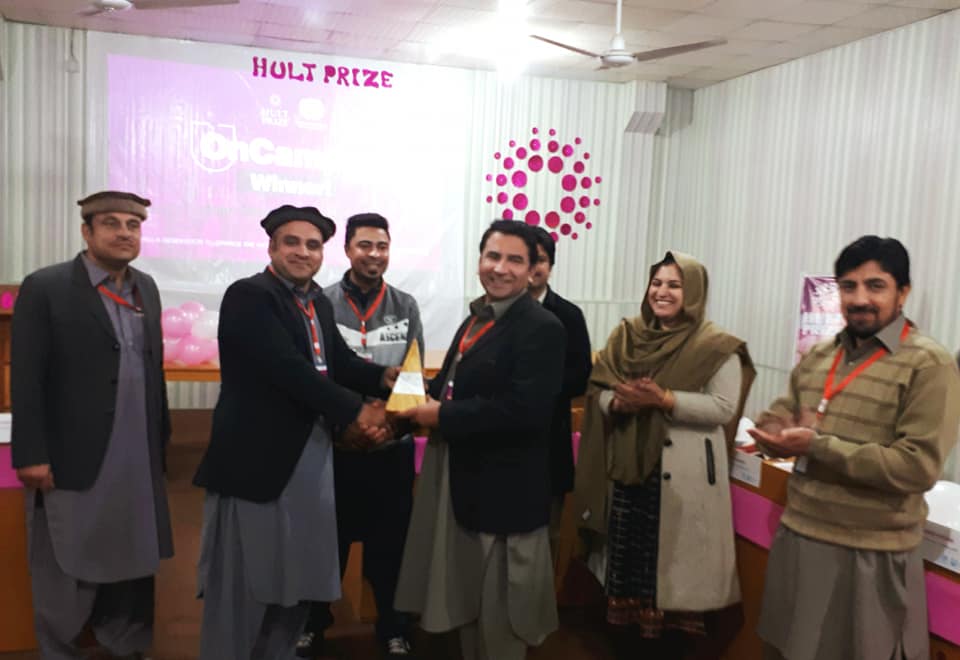 HPUOM1's tweet photo. Random Glimpses of the Shields and certificate Distribution among judges and organizers on the occasion of HULT Prize oncampus final at university of malakand 
#changemakers #impact #forusbyus #youth #hp19  #hpuom https://t.co/mno9umlmxm
