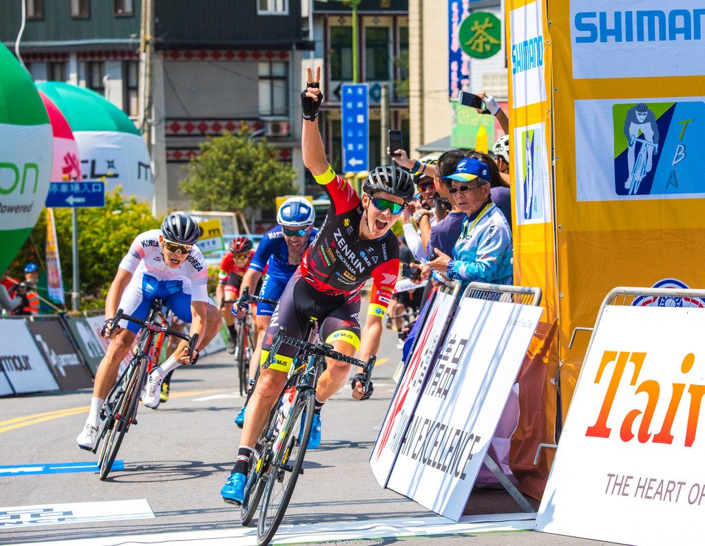 📽️ Rewind the Season 2018

📅Date: 12th March
⏱️Avg. speed winner: 41.43km/h
📍Start/finish: Taouyan City Hall ➖Jiaobanshan Park (120.0k)

🇭🇲 <a href="/RobbieHucker/">Robbie Hucker</a> of 🇯🇵 <a href="/Team_UKYO/">Team UKYO</a> wins stage 2 of
🇹🇼 #TourdeTaiwan

(Bettini Photo)