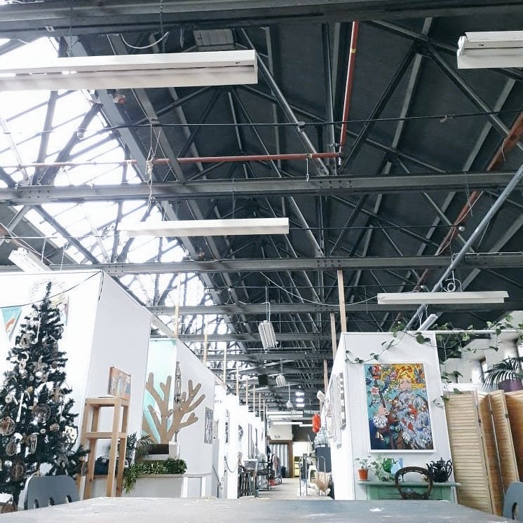 janevwalkley's tweet image. I have a new studio from 1st Jan.  You'll find me here &amp;gt;&amp;gt;&amp;gt;&amp;gt; The Spinning Mill Studios @sunnybankmills .  #britishtapestry #tapestryweave #jesmonite #artiststudio