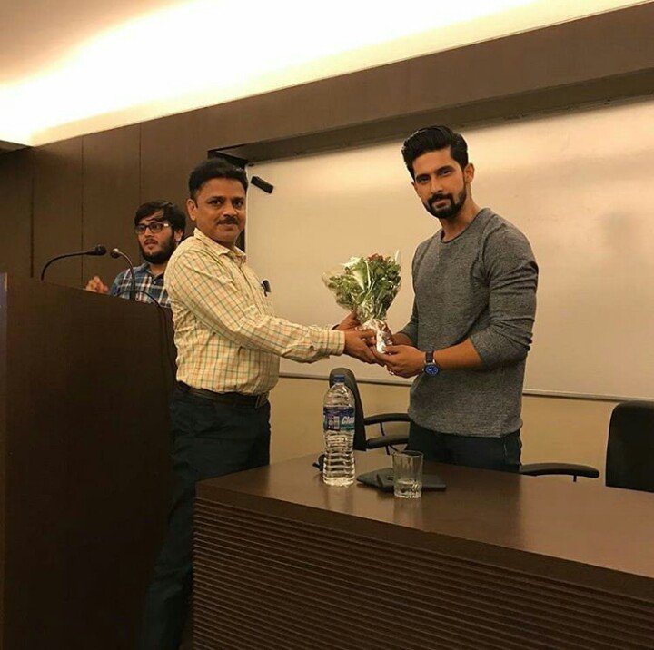 alumni_rgit's tweet image. Heartly wishes to the splendid actor and even a better man for his Birthday..!! Happy Birthday Sir @_ravidubey #happy #birthday #RaviDubey #HappyBirthday