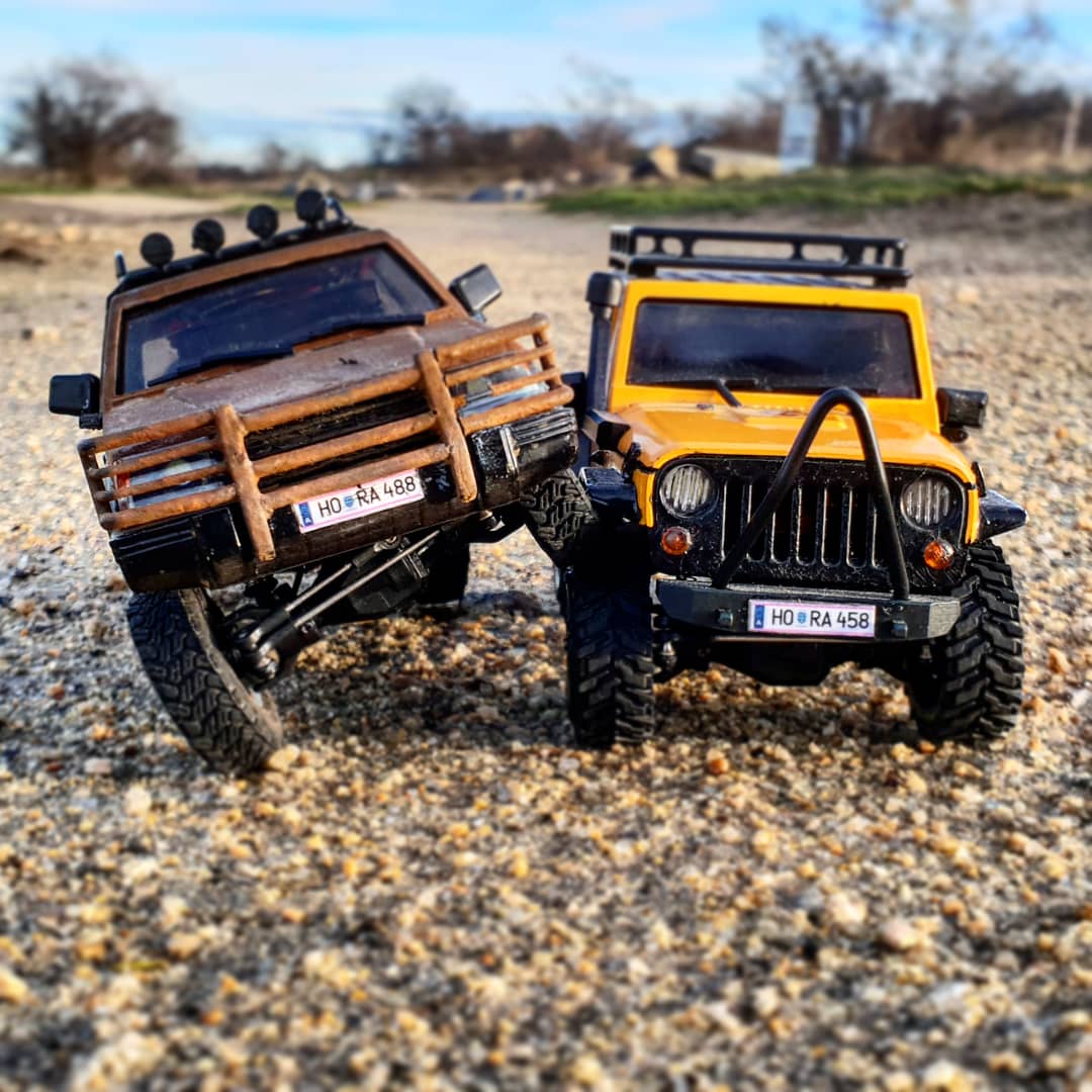 A great morning trail run with my micro trail trucks. Videos incoming 😀

#rc #rctruck #microrc #rctrailtruck #orlandoo #orlandoohunter #oh32a02 #oh35a01 #jeep #wrangler #wranglerjk #jeepwrangler #mitsubishi #pajero #mitsubishipajero #xtraspeed #rclove