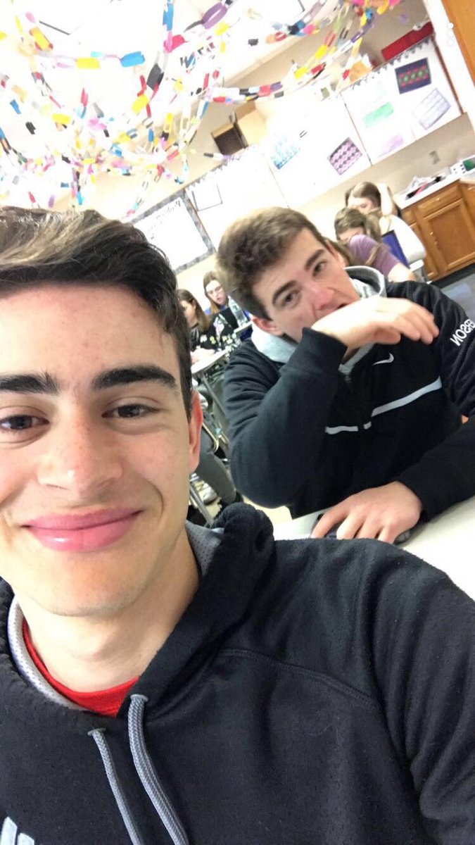 MondockConnor's tweet photo. Happy 18th to a real one! Have a good one Matthew! @matthendo #otherotherguy #howboutthemcowboys https://t.co/RKfd31Np5a