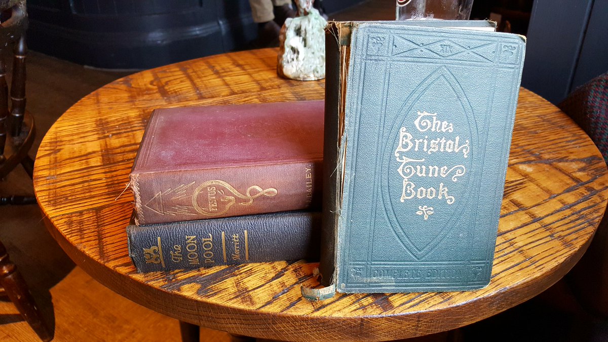 AllieOfTheArk's tweet photo. Enjoying a pint & some quiet time in #ThePortOfCall #Bristol pouring over some new purchases #TheBristolTuneBook #Festus #TheMoonPool #VintageBooks #AntiqueBooks #BookLove https://t.co/ihXPPCE0Qs