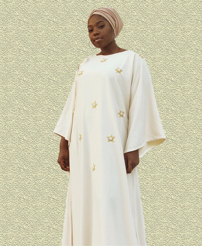 MwalaMiwa's tweet photo. #LOOK6- Beaded Flared Dress
Price: 25,000
📸: @nsr__7
Model: @ShamcLaCoco
#mwalamiwass19 #mwalamiwathelabel #thedaintyseries #trendy #abayainspiration l #dubai #qatar #newyears #clothingbrand #abaya #travelwears #fashionable #lifestyle #modestfashion #stylish #bellanaija https://t.co/FqGPGjHUyY