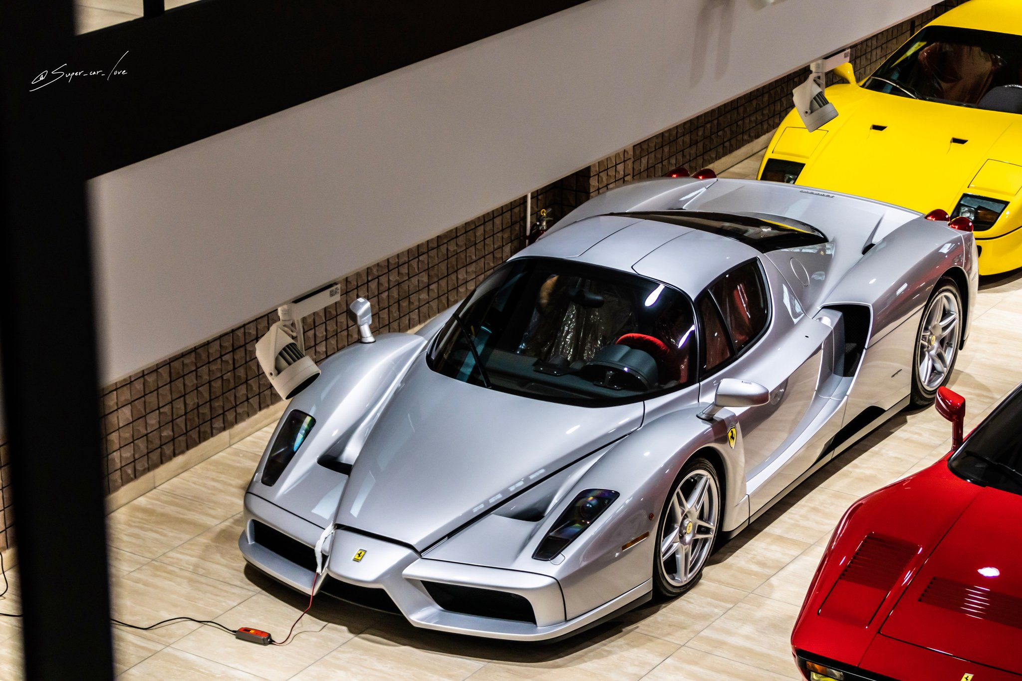 FERRARI 60TH ANNIVERSARY シルバー Ferrari Racer 60th Anniversary (2007) – Dutch Diecast Garage