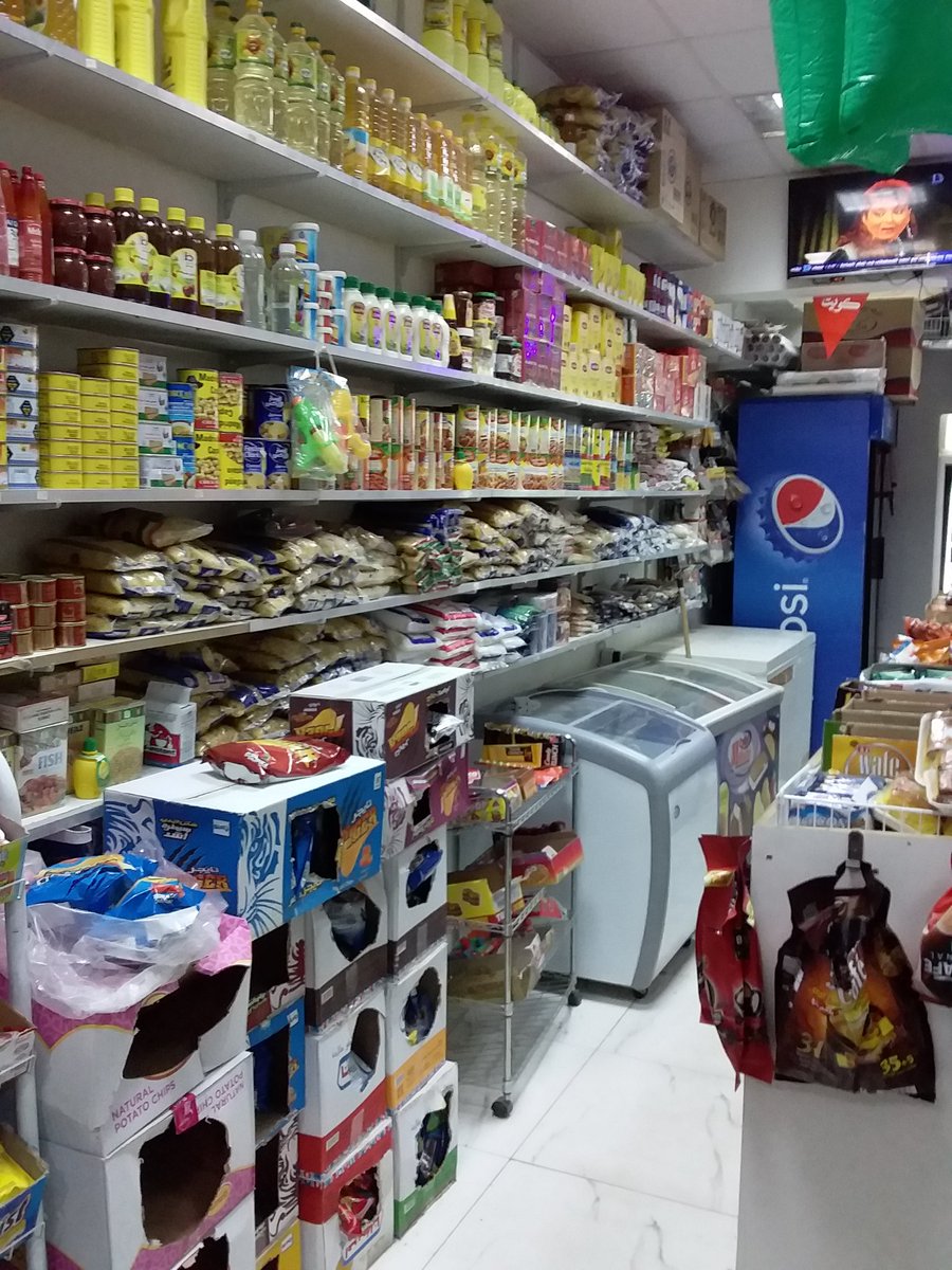 Ale33383882's tweet photo. للبيع بقاله فى الفروانية موقع مميز شغاله مطلوب ٧٠٠٠ دينار الايجار ٤٠٠ دينار للاستفسار الاتصال على ٦٦٨٩٢٢١٥ https://t.co/awEsrKkDz3