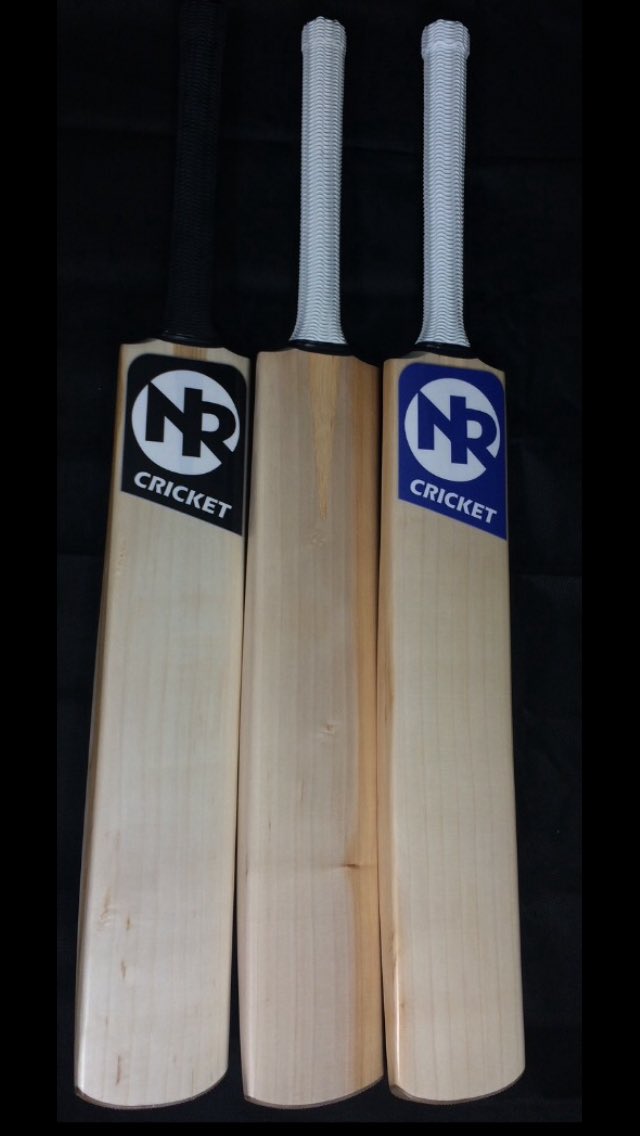 BATS 🏏
Grade 1 &amp; 2 bats crafted in the UK. Sizes 6-SH in stock #cricket #teamwear #cricketbats #batting #bcci #englishwillow #cricketkit