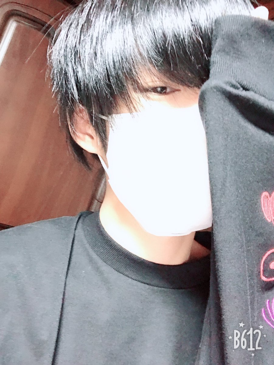 でぃふぇあ シクダイ 家ほとんど出てなくて髪4ヶ月放置したからエグ伸び 明日切ってきます でぃふぇあ シクダイ 家ほとんど出てなくて髪4ヶ月放置したからエグ伸び 明日切ってきます