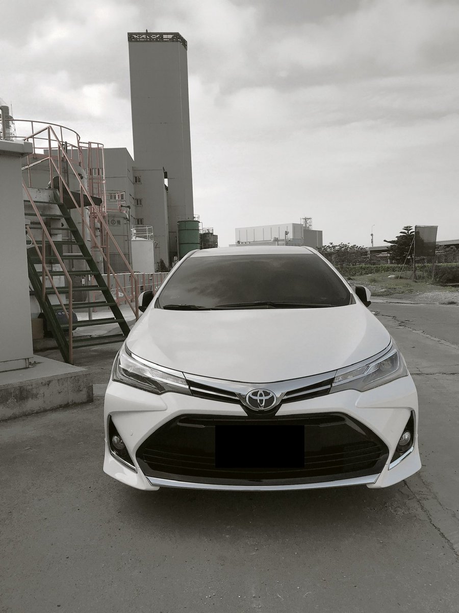 SmallEyes01's tweet photo. 新車配新機 https://t.co/KWnkVpg2tq