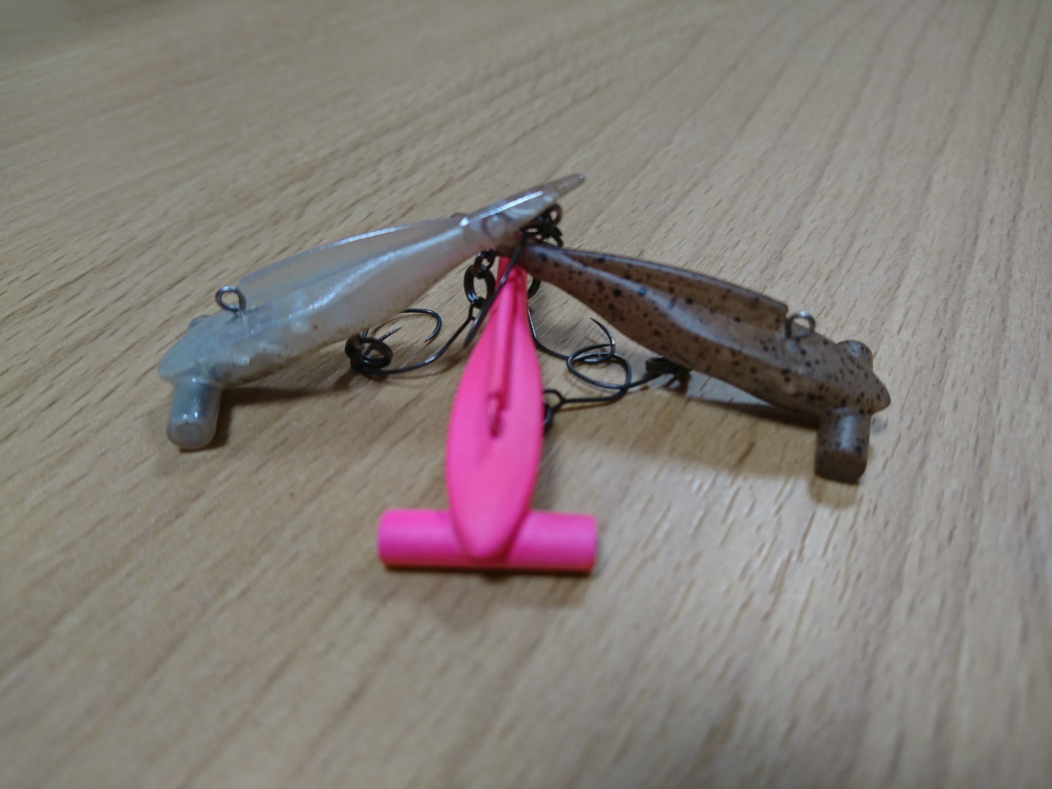 伊藤雄大 エリアトラウトの必須科目 プラグのボトムシェイク 専用ルアー シュモーク47 間もなくリリースです 伊藤雄大 シュモーク エリアトラウト 管理釣り場 ボトムフィッシング T Co Vjinfewibf Twitter