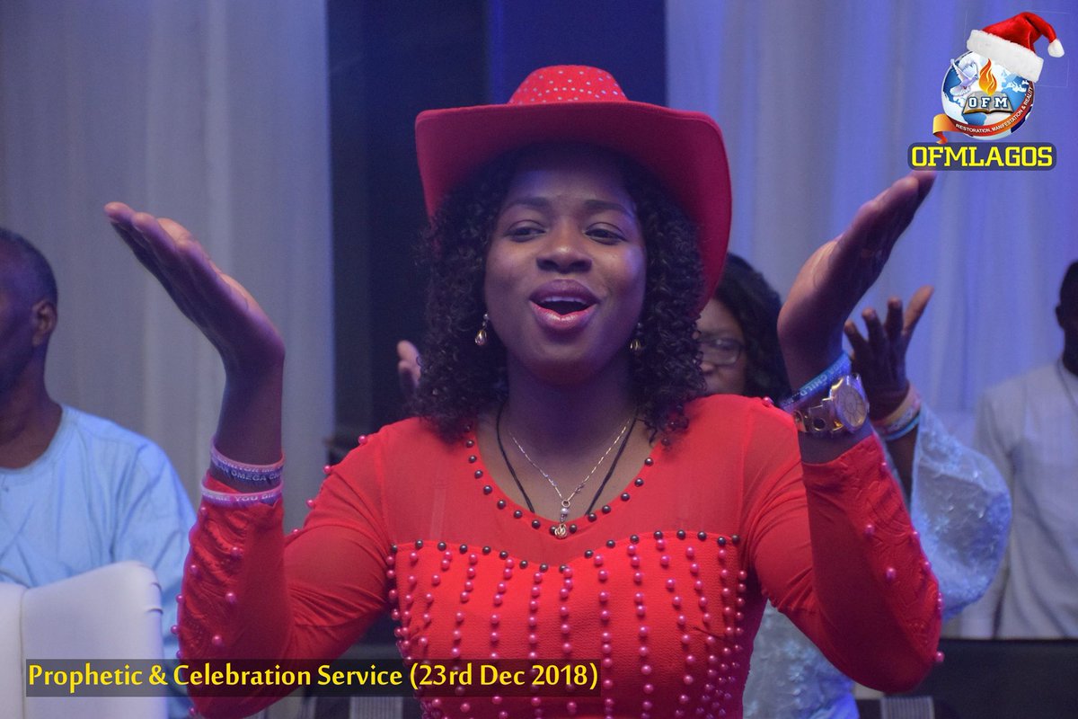 ofmlagos's tweet photo. PRAISE SESSION..
 When Praises go up Blessings come down.
 #PropheticandCelebrationService
 #WithRevFidelisAyemoba
 #OFMLagos #TheWealthyPlace
 #MonthoftheEndTime https://t.co/Xvi8Jn3oMm