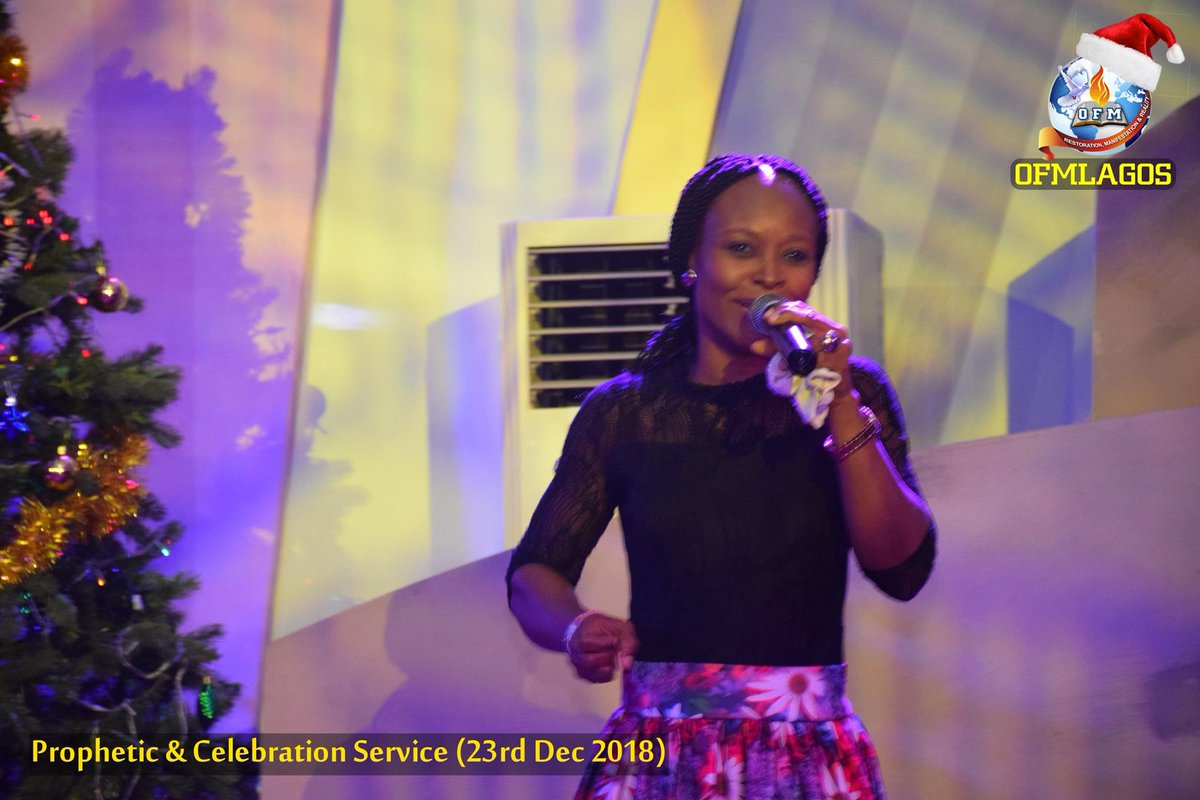 ofmlagos's tweet photo. PRAISE SESSION..
 When Praises go up Blessings come down.
 #PropheticandCelebrationService
 #WithRevFidelisAyemoba
 #OFMLagos #TheWealthyPlace
 #MonthoftheEndTime https://t.co/Xvi8Jn3oMm