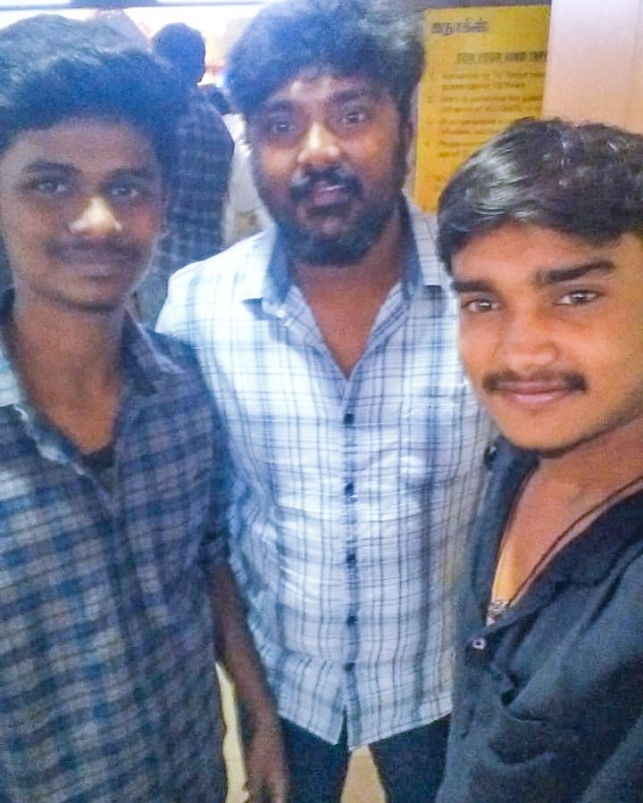 yoursnavani's tweet photo. #VishalDmall #Madurai 💪

@Bala_actor 👌 https://t.co/1dZ2JavRUU