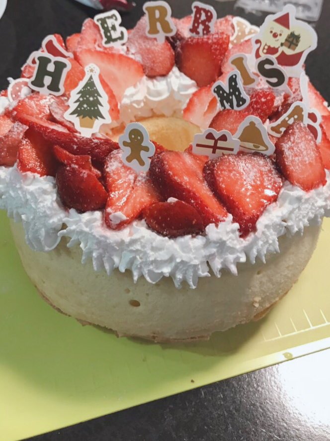 お友達とクリスマス会してきましたᙏ̤̫͚ ♡゛
ケーキ焼いてくれてて美味しかった〜💜💜
#クリスマス