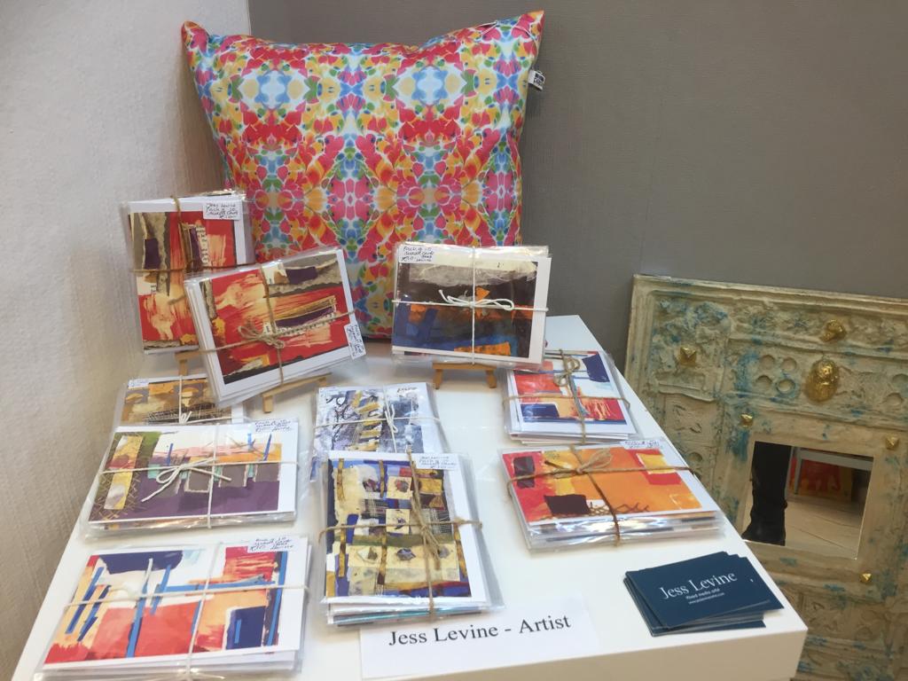 Lots off wonderful Christmas gifts for those last minute Christmas presents. We are open today Sunday 23rd December TWells Gallery 3A Monson Road Tunbridge Wells. #Christmas #bespokegifts #TunbridgeWells #buylocal