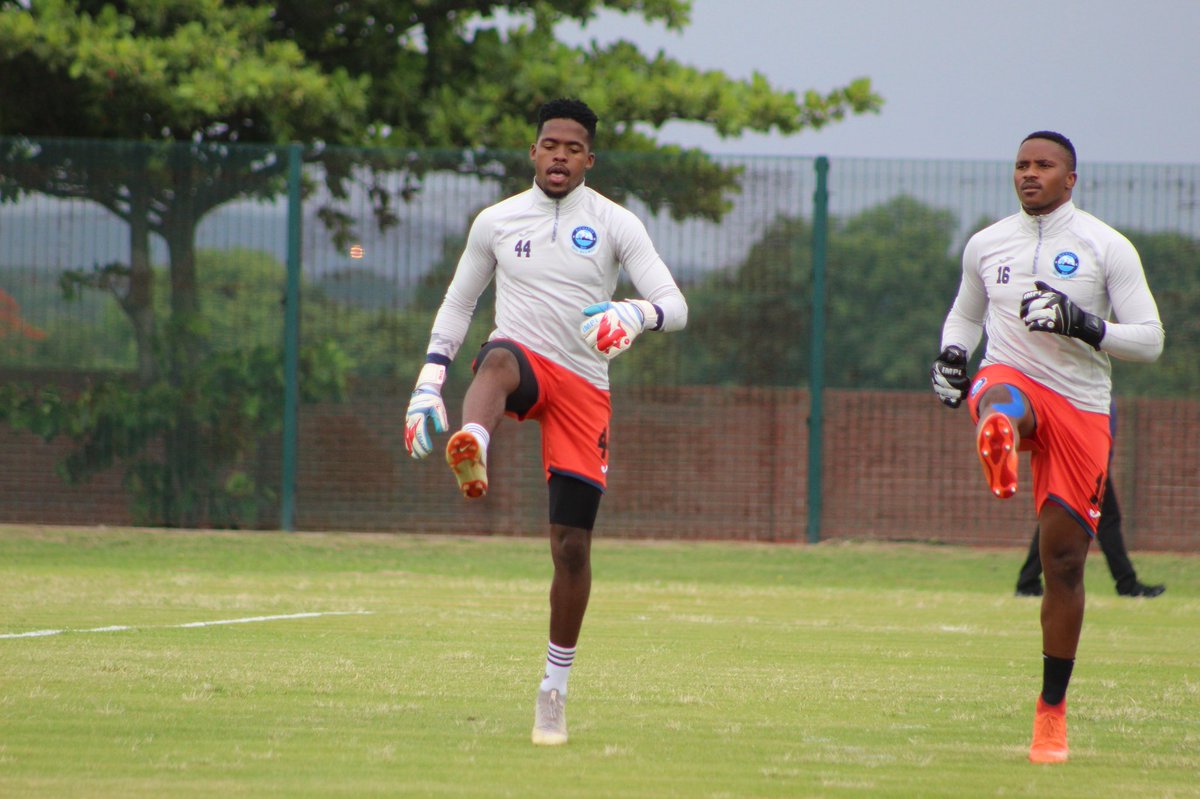 Warm up for Natal Rich BoyZ as they prepare to take on TTM FC at uMhlathuze Sport Complex in Richards bay 
#NatalRichBoyZ