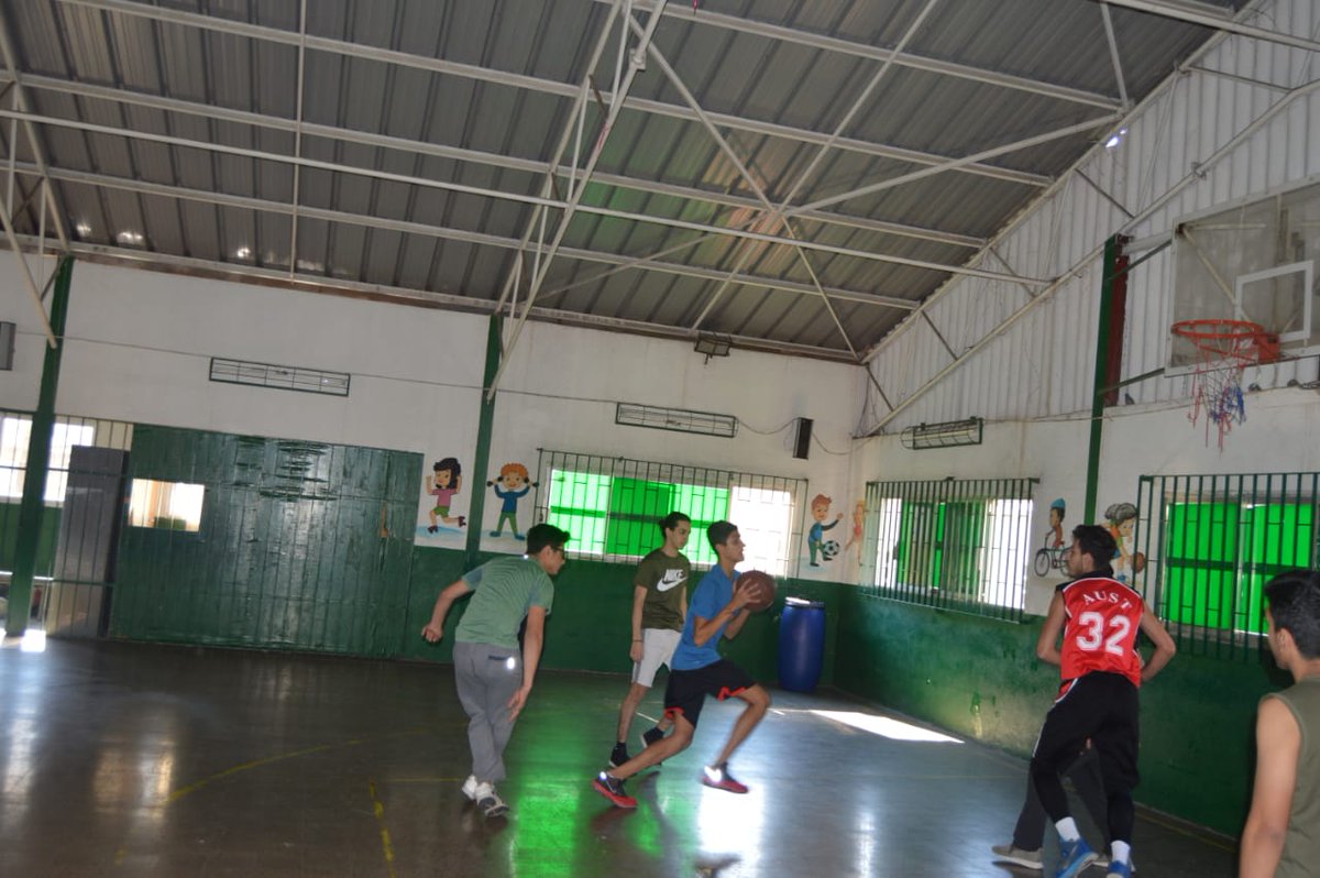 lb_spotlight's tweet photo. Sunday's basketball training.
#LebaneseSpotLight #LSL #Training #Basketball #SunnyDay #Family #OneFamily #LongLiveLSL #LiveLoveLSL #Sports #Trainers #Leaders https://t.co/wfvy5rGjrK