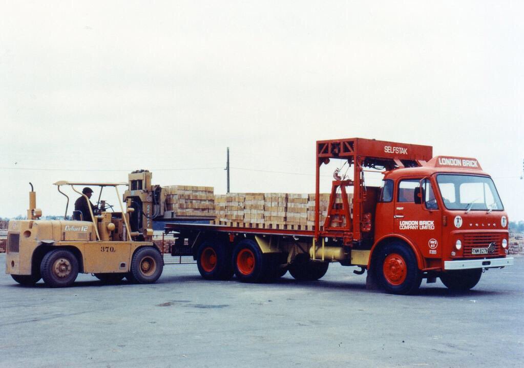 RandDHarvey2001's tweet photo. @VolvoTrucksUK https://t.co/zvDEX6RJxC