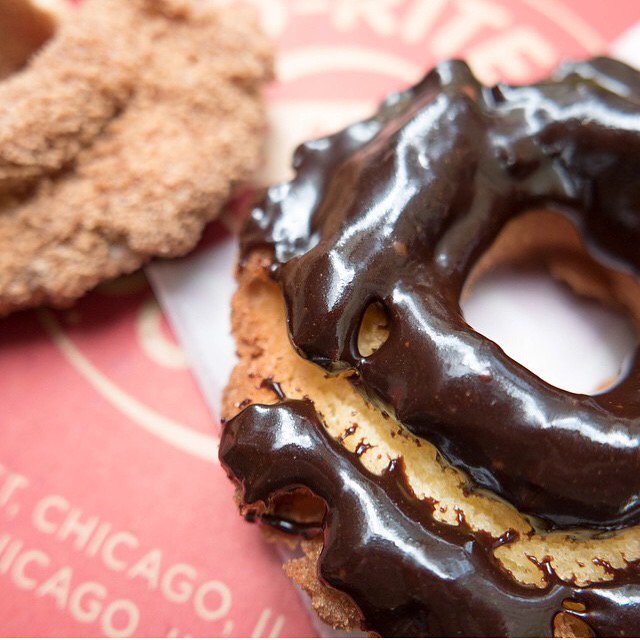 DoRiteDonuts's tweet image. Frolicking in #forestpark. @CounterTweet 🍩☕️ #eatlocal