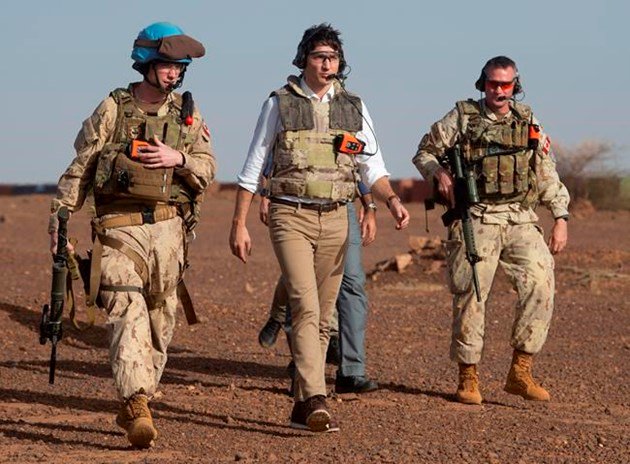 Trudeau visits peacekeepers in Mali, defends decision not to extend mission bit.ly/2AcvHiy https://t.co/GJhQHqYIP3