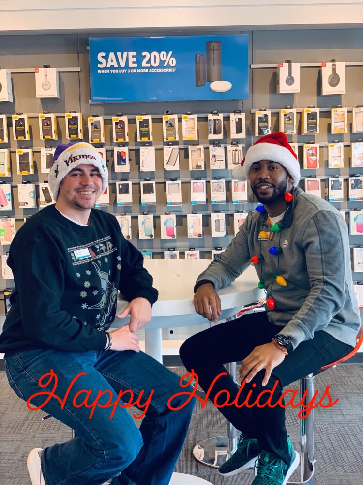 Had to take the opportunity to get a picture with my brother @ASM_Ryan_W - Effective 1/1/19 Ryan with assume his new role with the company - Thank you for being a valuable asset to 🔥CharLIT🔥Wish you well sir! #RodgersTHAT #TheForce #HypeUpNC <a href="/MarqRodgers/">Marq Rodgers</a> <a href="/AdamMRagab/">Adam M. Ragab</a> <a href="/404girl/">Betsy Francis</a>