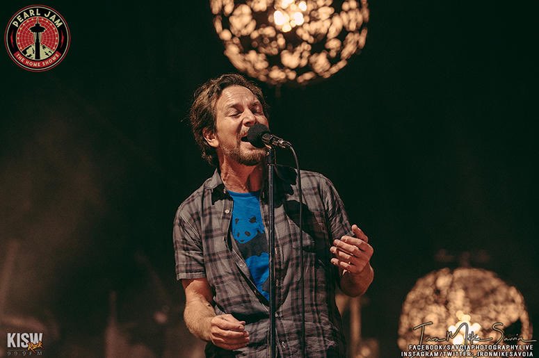 Happy Birthday Eddie Vedder! (photo by 
