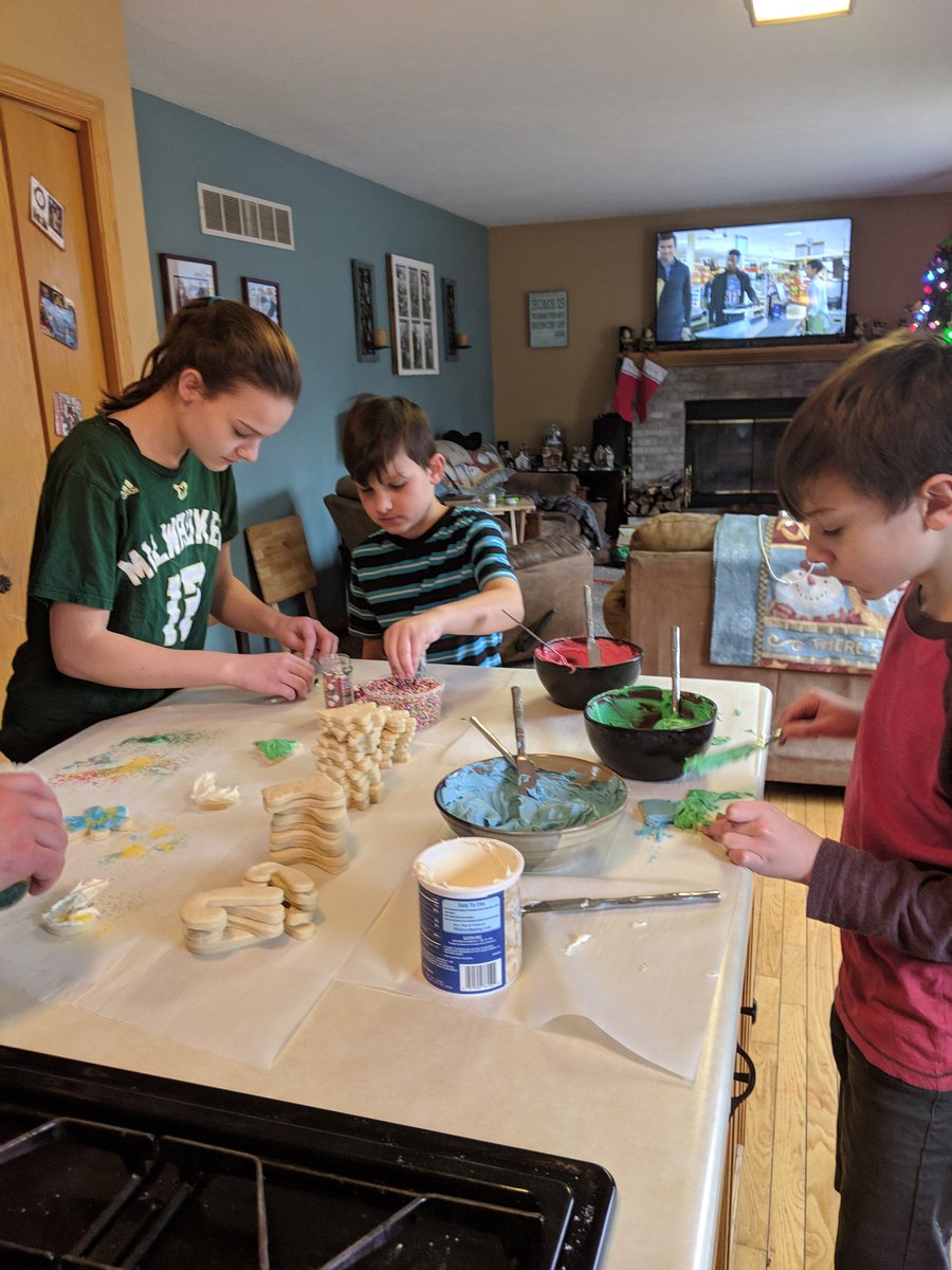 4eversully's tweet photo. Traditional Christmas Cookies!!! My heart is full!! 🥰 https://t.co/3wuq068nLn
