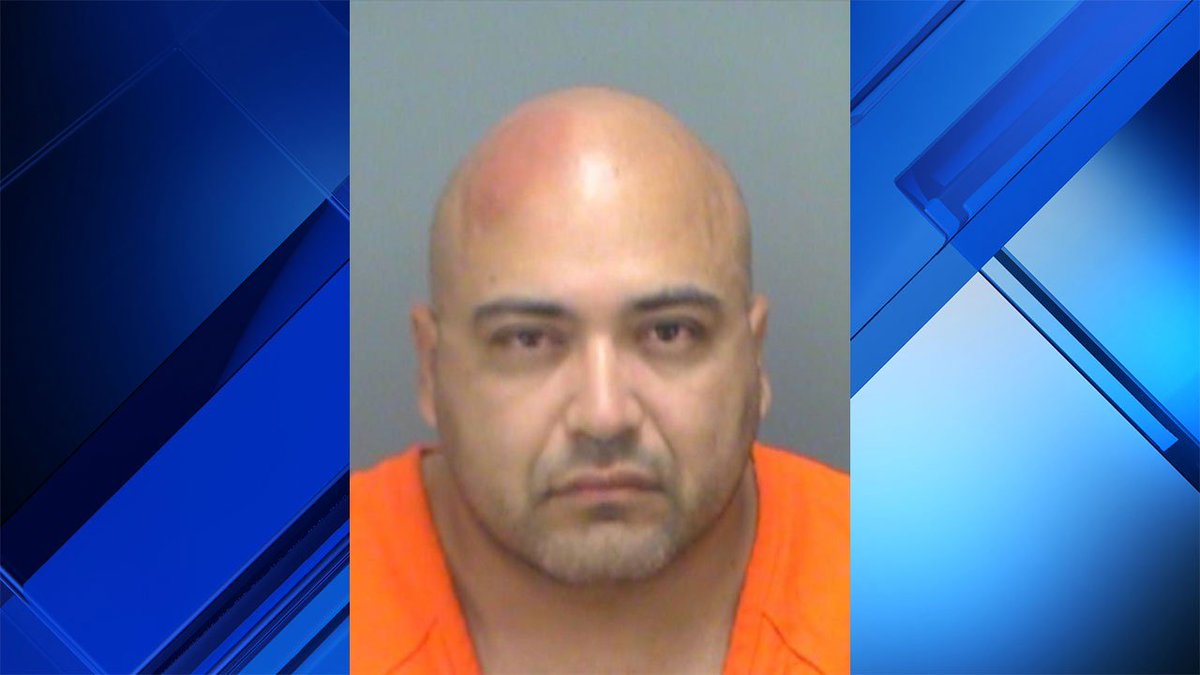 Florida authorities arrest one of their own during DUI patrol bit.ly/2PVqwIU https://t.co/mxPdHcYLby