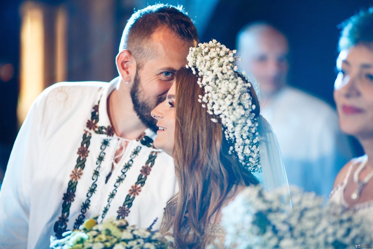 NuntaTradition's tweet image. Dora și Mihail, cununie tradițională în Comuna #Botosana, judetul #Suceava
buff.ly/2PXqtfF

#NuntaTraditionala #NuntaRomaneasca #Bucovina #Traditii #Obiceiuri #PortIE #Nunta #Wedding #WeddingPhotography #TraditionalWedding #WeddingCustoms #Photography #PhotoShoot #Romania