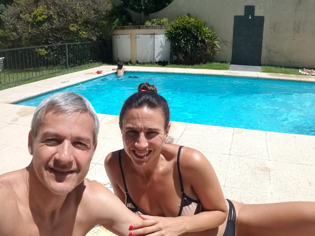 claudio_fer2014's tweet photo. @brunch951 @motorola_AR Bruncheando en la pile en villa del parque y escuchandolos desde hace 7 años ya !!!! #brunch500 #quieropack https://t.co/SKk2On8Eyl