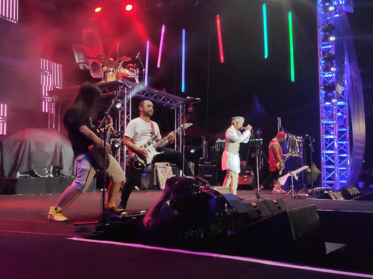 RADIOSHOW tweet media