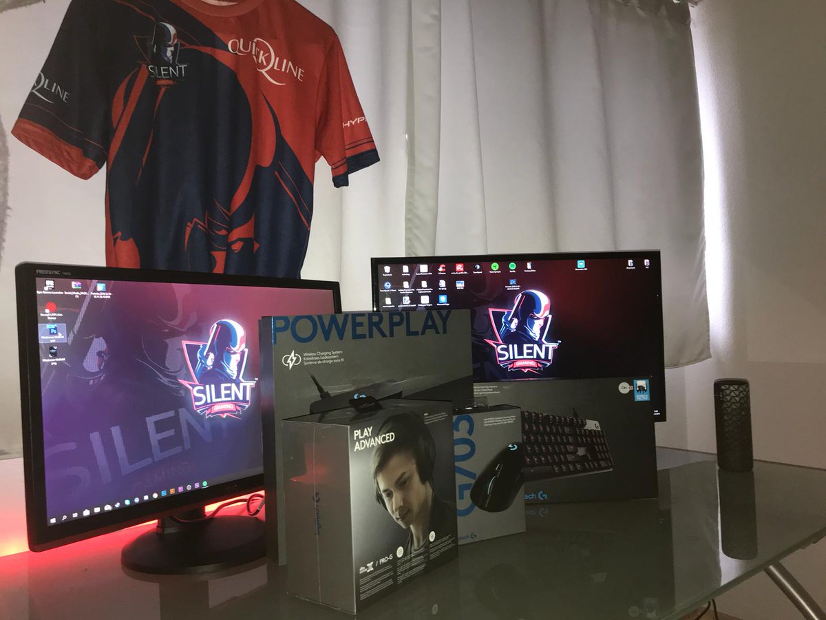 cvliin's tweet image. #2nd Place with @PongOG98 at the Logitech G Cup.
Won some new Gear! I wont use it so I make a Giveaway out of it! For me at Christmas, it&apos;s better to give than to get!

To enter follow me @cvliin and RT this tweet. You can win a new Keyboard, Headset, Mouse and a mousepad!