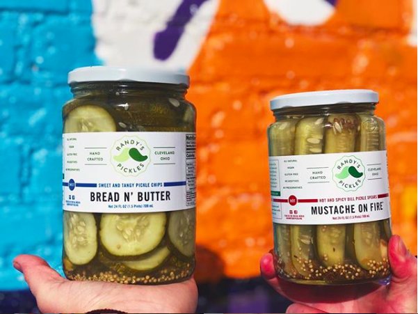 RandysPickles's tweet image. Which side are you on? Like for Mustache, Retweet for Bread n' Butter!