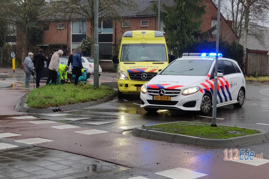 🚨 Fietsster gewond bij aanrijding op de Jan Th. Tooroplaan in #Ede 112.press/QvDH7b 112Ede https://t.co/06Vhhwa51J