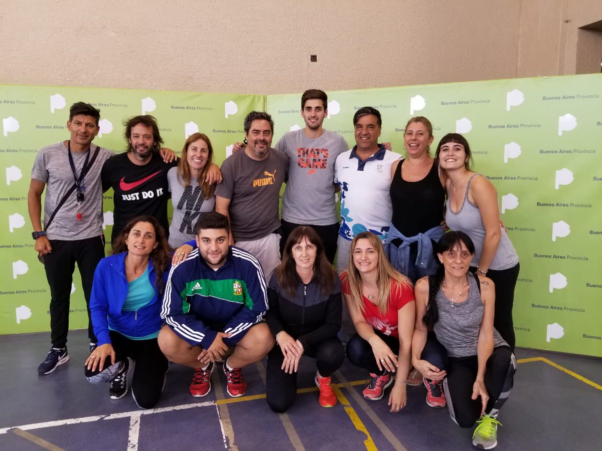 Valperezzon's tweet photo. DGCYE-DEF
Gracias a parte del equipo de la DEF que trabajó y acompañó a los CEF en el #Intercef. 👏👏👏👏
@gzinny @sergesiciliano @BAeducacion https://t.co/RkSYo3kwTb