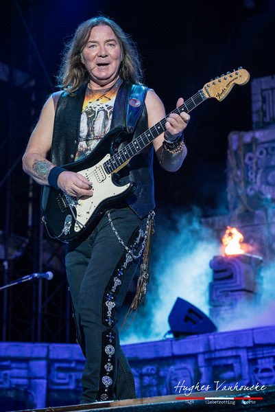 Happy Birthday to one of the greatest guitarists out there, Dave Murray!    