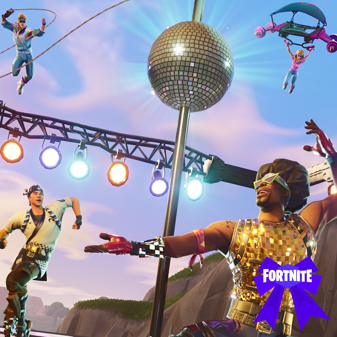 Fortnite's tweet photo. The weather is getting frightful but dancing is so delightful, you can start celebrating early in the Holiday Disco LTM! 🎄🕺 https://t.co/jqwwP9Tv00