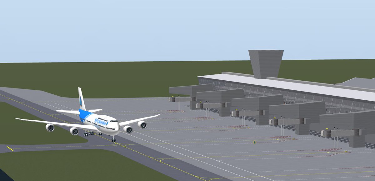 official_skyfly's tweet photo. Welcome to Warsaw! 🤩😍The new era of SkyFly Generation incoming. #2019 https://t.co/DLjF5rmUN7
