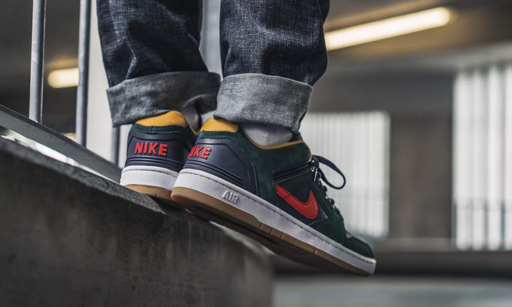 por inadvertencia oyente pálido SOLELINKS on Twitter: "Ad: Nike SB Air Force II Low 'Midnight Green' on  sale for $59.98 + FREE shipping, use code SAVE25 =&gt;  https://t.co/BqpZdqHcud https://t.co/uvnd5tXPZi" / Twitter