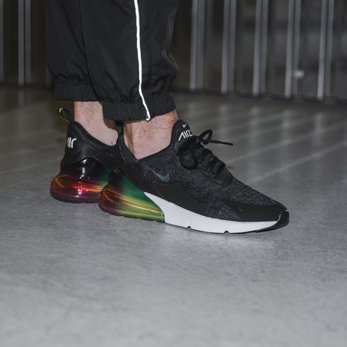 air max 270 black laser orange ember glow