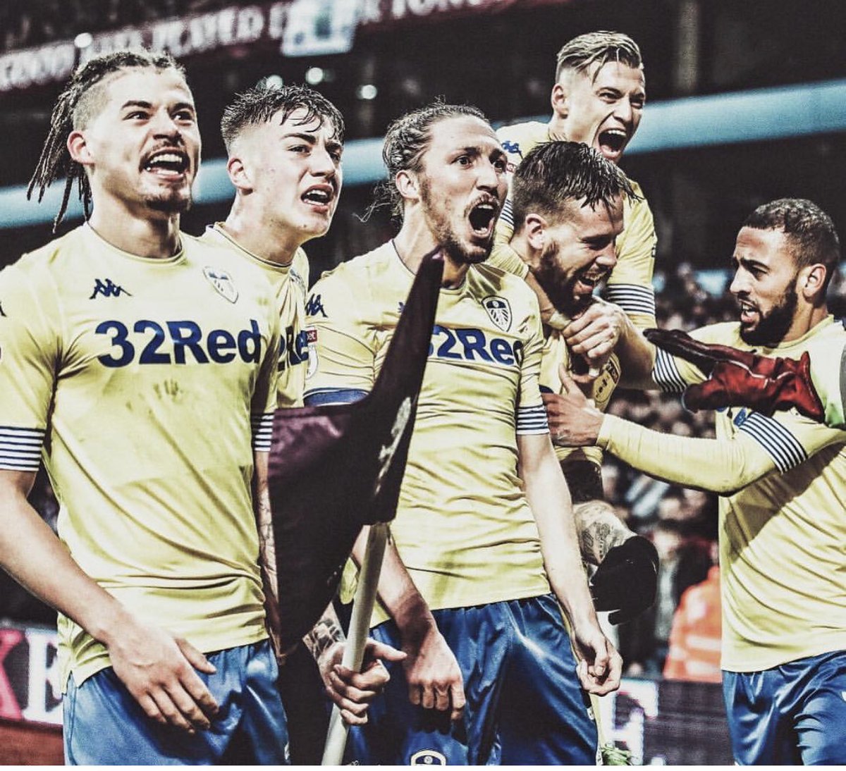 So proud of everyone today. Go down 2-0 away against Aston Villa is not easy but we never gave up and thats why we are so strong! Thanks for your support today and Merry Christmas to the whole Leeds-family! 🍀 #LeedsUnited #mot #NeverGiveUp #ea10