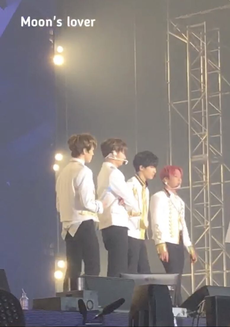 moonlover610717's tweet photo. From 1st ment, 2nd, to last ment... always together ^^
#wonhui
#idealcutfinalscene https://t.co/qlkIKfCasC