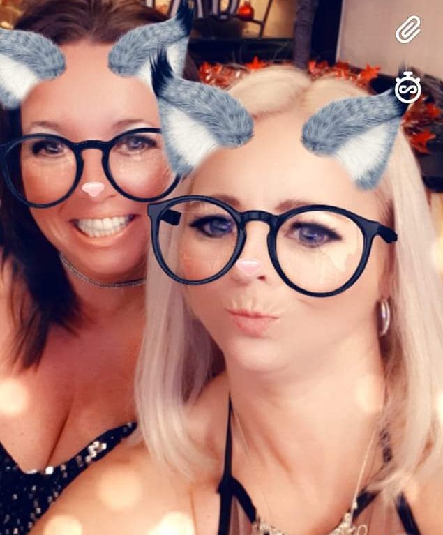 tracymarie00's tweet photo. Fun night out last night with my school friend #32yearsoffriendship right here!! https://t.co/Ed7gBDJJh8
