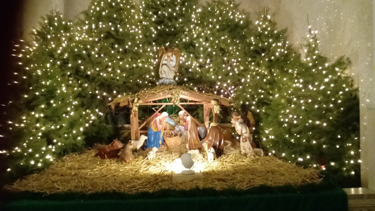 TheBread_OfLife's tweet image. Fourth Sunday of #Advent2018 HolyMass is about to begin Jesus is calling souls to HolyMass Will u answer the Master&apos;s call?