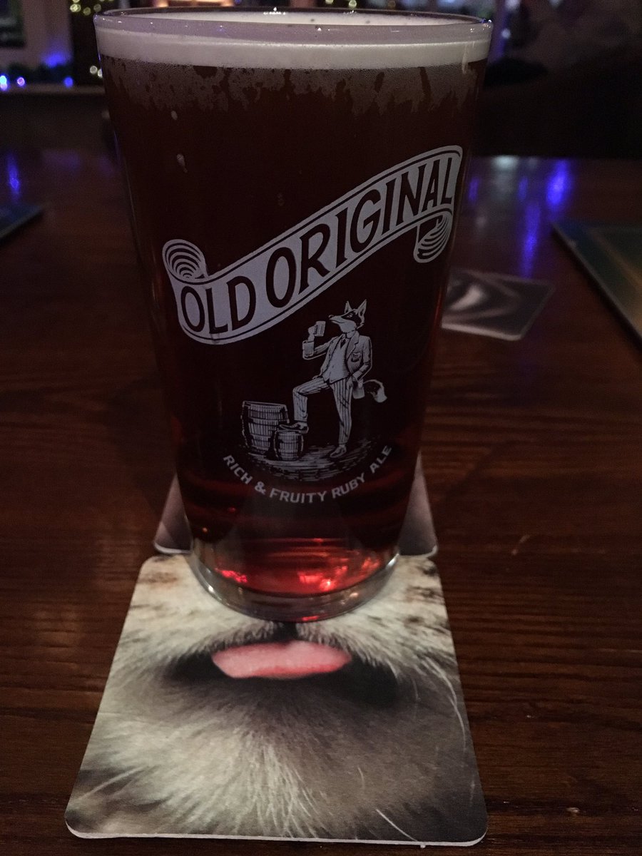 AJJB222's tweet photo. My thirst is being quenched after singing lots of Christmas carols by @Everards1849โs๐บ #OldOriginal https://t.co/CA7tRbXDdV