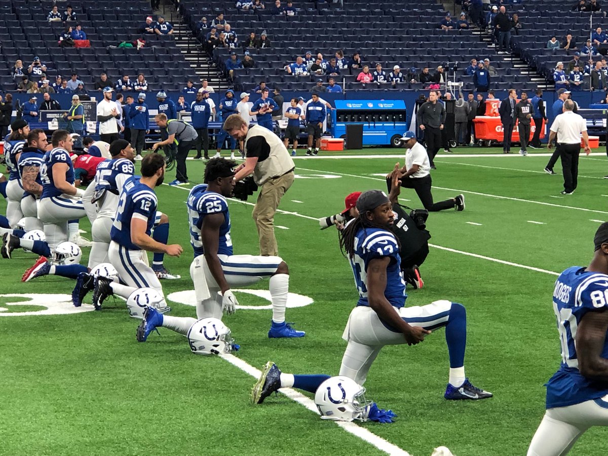 mrhornerphysics's tweet photo. Ebron85 Luck12 Mack25 Hilton13 Rogers80 @Colts #PowerTeam #StretchTogether #WinTogether https://t.co/nF2RkmXNBw