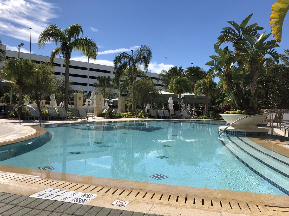 dcfoodsafety's tweet image. Oh #adultpool - how I love you’re peace and quiet!!