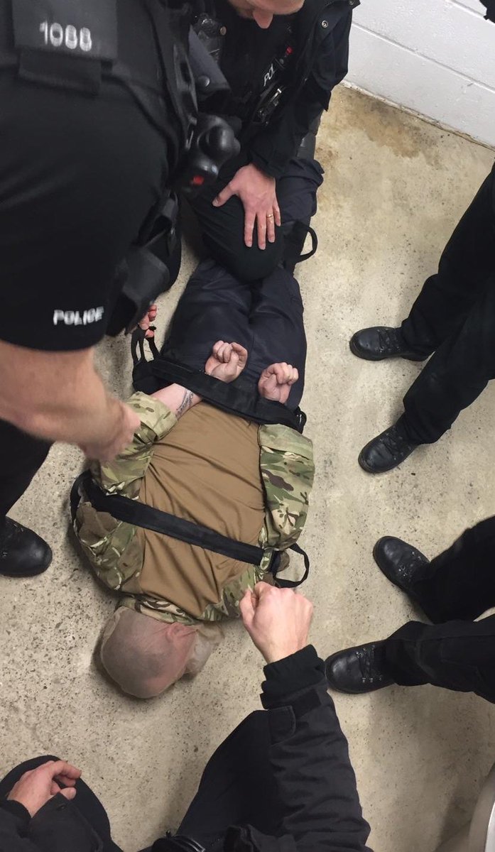 CliveBushMInSTR's tweet photo. @ASPolFedChair @ASPolice @MPFed Used in training ππ»#protectofficers https://t.co/4SBzGjLfxL