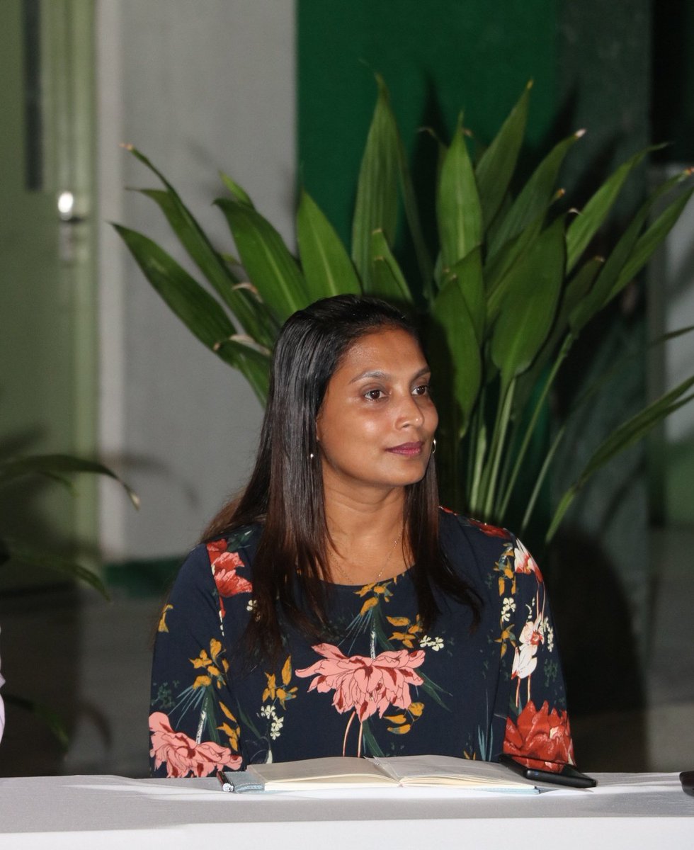 MoEdumv's tweet photo. ސްކޫލްތަކުގެ ދަރިވަރުންނަށް ހެނދުނުގެ ނާސްތާދިނުމުގެ ޕައިލެޓް ޕްރޮގުރާމް ދިރާސީ އައު އަހަރާއެކު 25 ސްކޫލްގައި ފެށި ނަމަވެސް އަންނަ އަހަރުގެ ދެވަނަ ސެމިސްޓަރގައި ރާއްޖޭގެ ހުރިހާ ސްކޫލެއްގައި ނާސްތާ ޕްރޮގްރާމް ފެށިގެންދާނެ: މިނިސްޓަރ އާއިޝަތު އަލީ
@aisthly
#naasthaaprogram https://t.co/JIjMLcGIs3