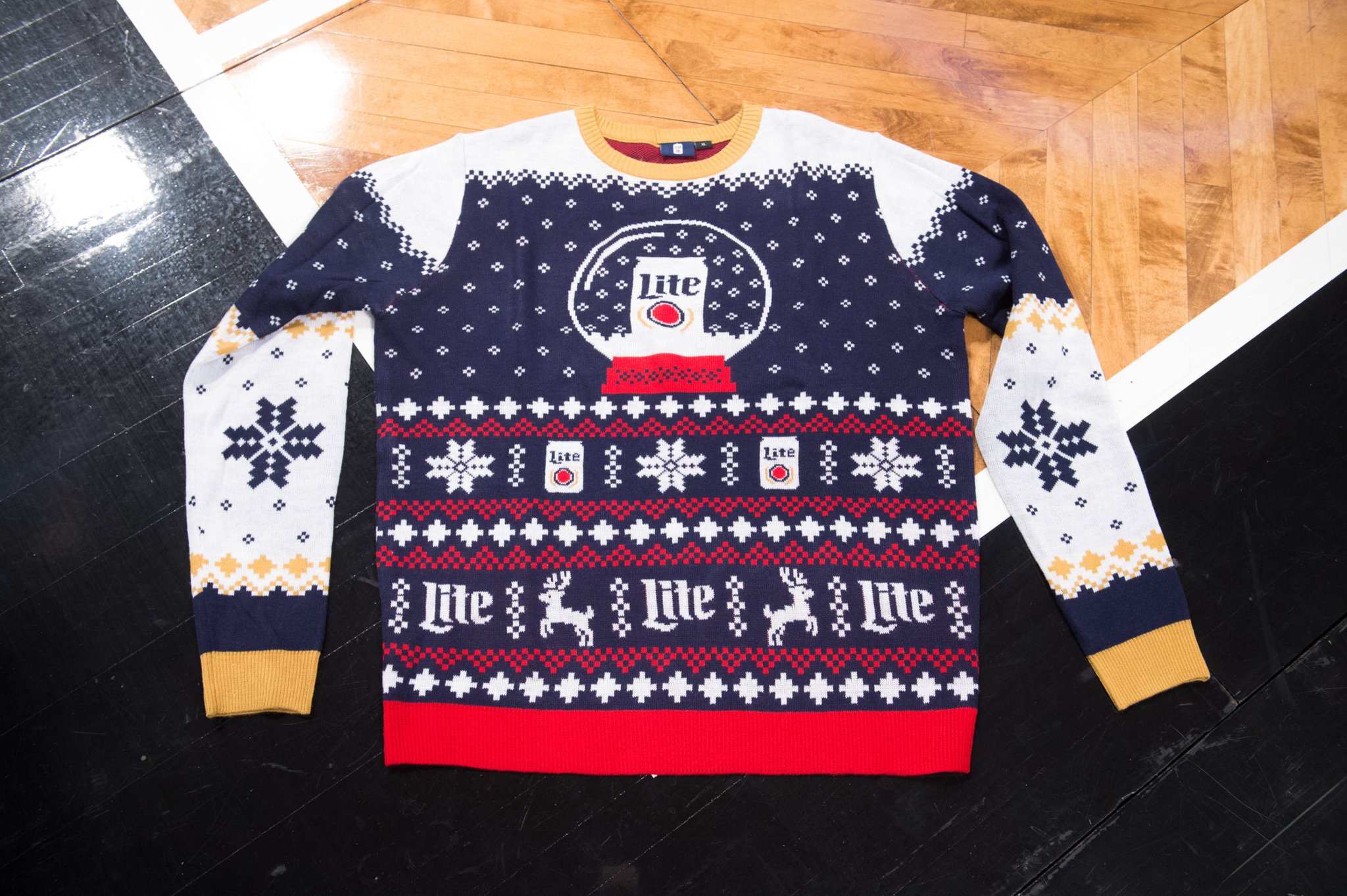 brooklyn nets sweater